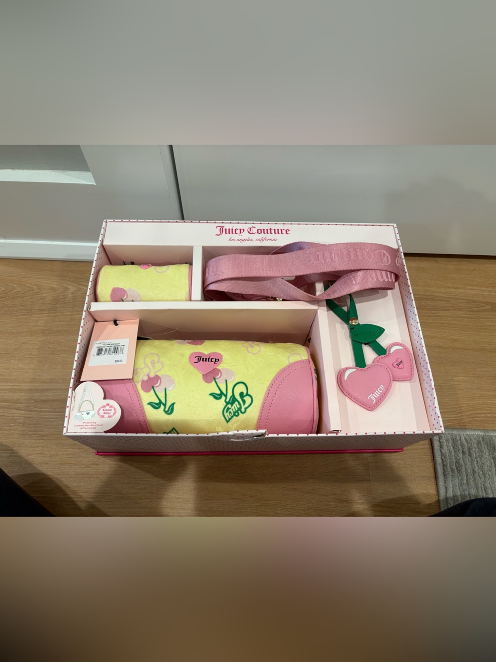 New juicy couture Heritage Cherry gift set